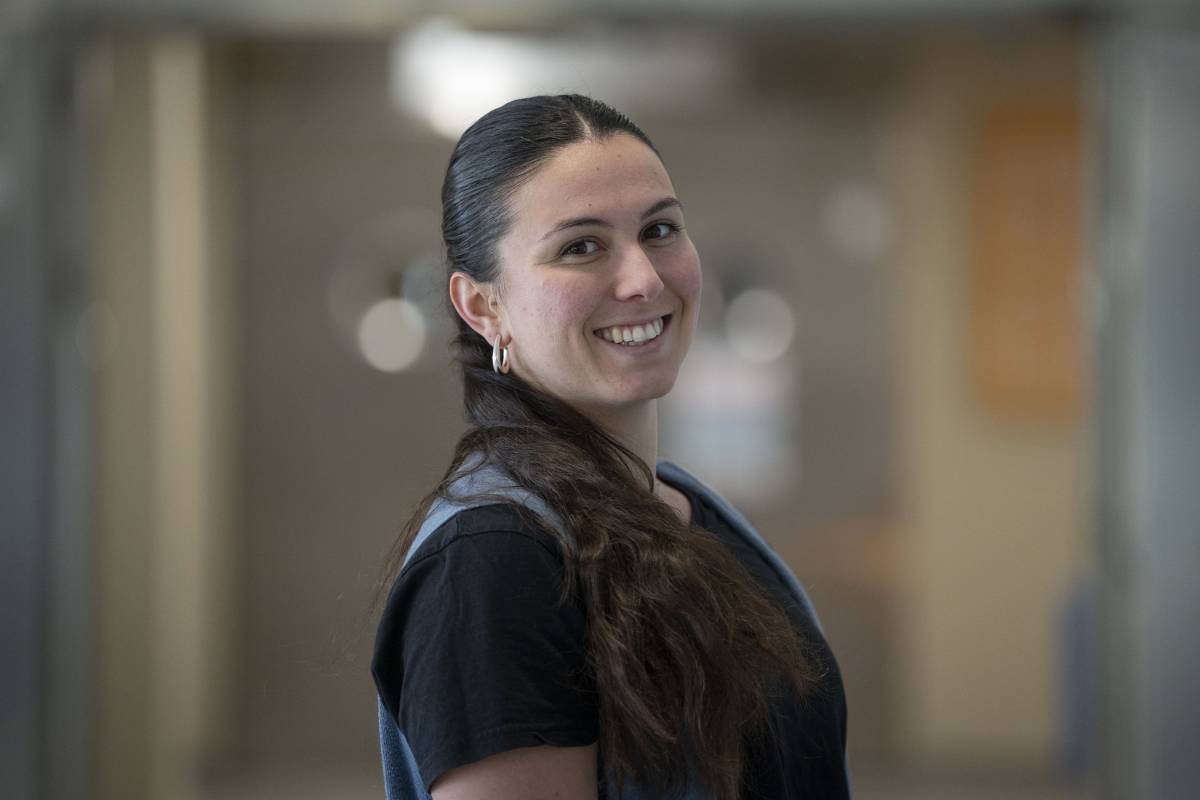 María Colomina (25), infermera Resident R2 a Geriatria CST - ALBERTO TALLÓN María Colomina (25), infermera Resident R2 a Geriatria CST