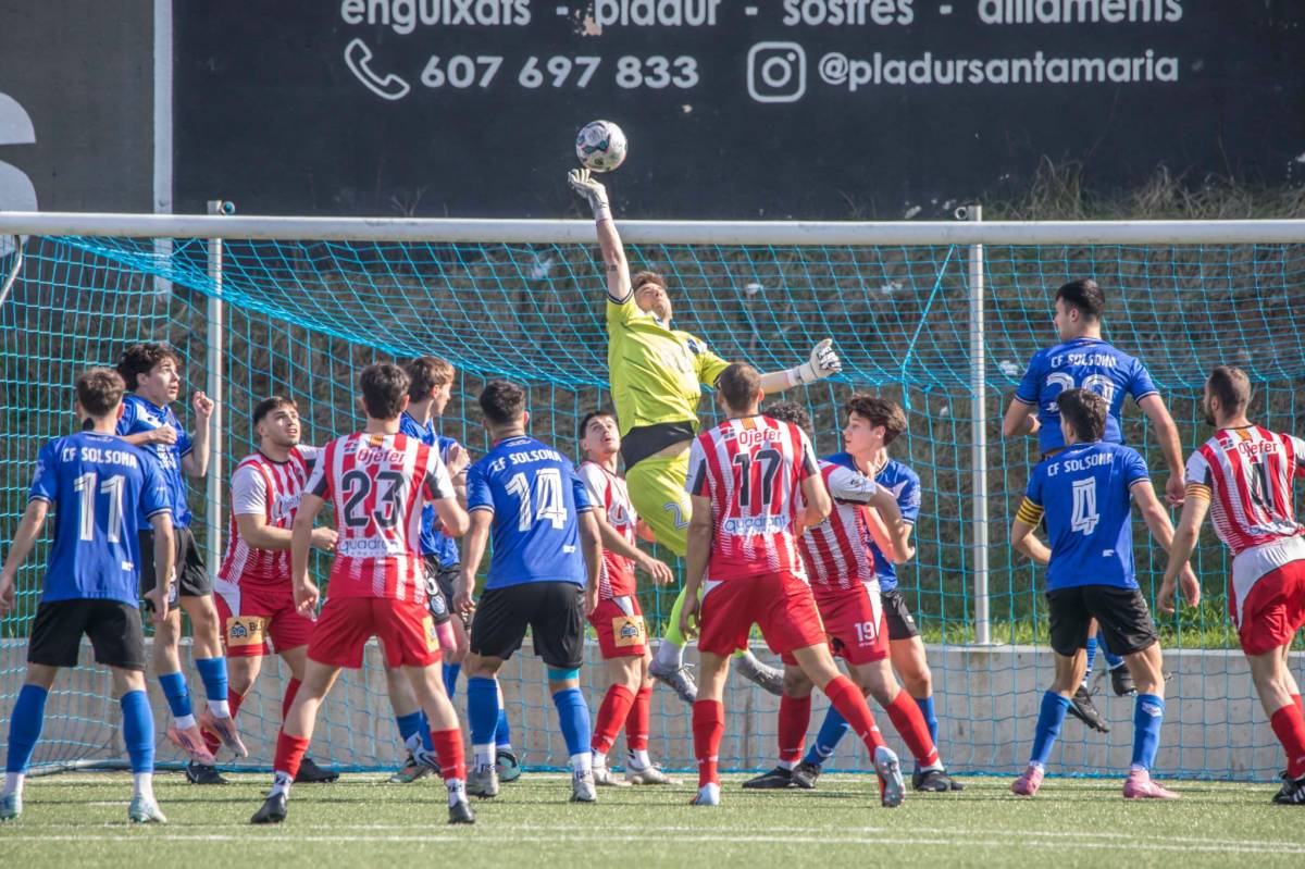 Un gol abans del descans i la solidesa tàctica de l'At. Almacelles tomben el CF Solsona