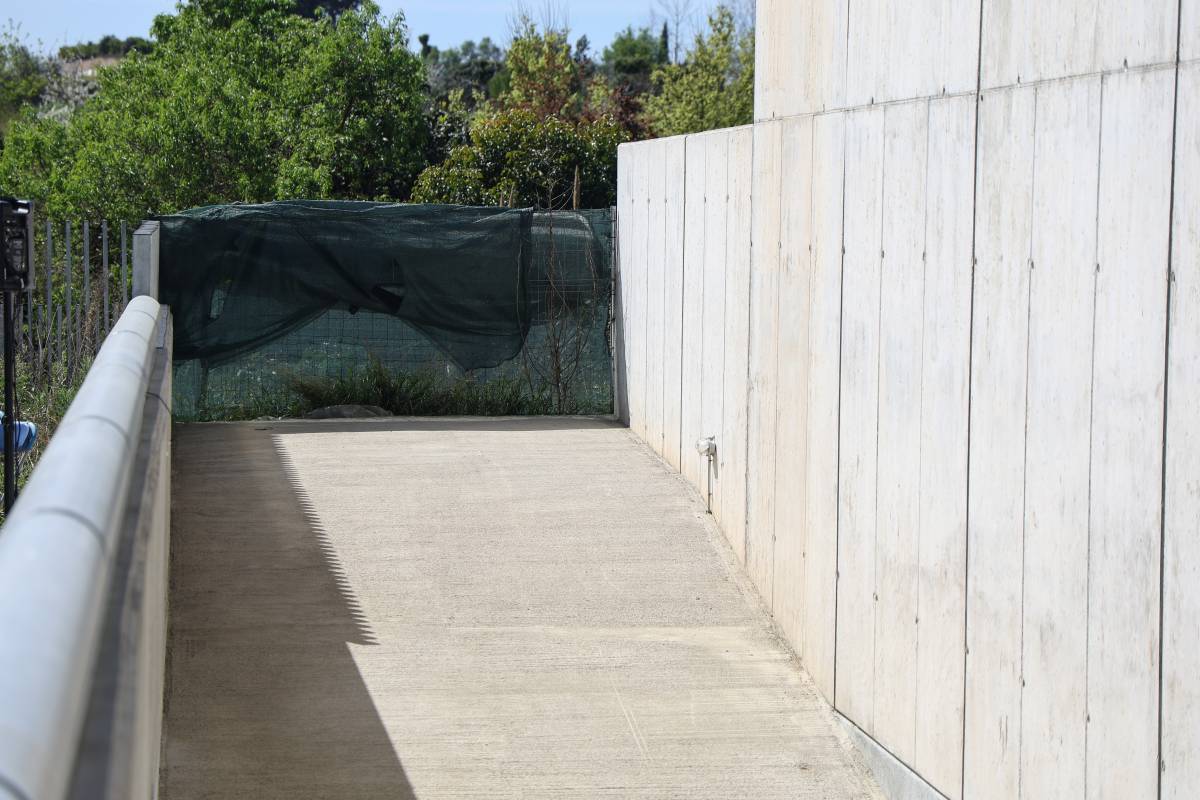 Lliurament de claus dels pisos de lloguer assequible de l`Incasòl a Can Llong - Víctor Castillo Lliurament de claus dels pisos de lloguer assequible de l`Incasòl a Can Llong