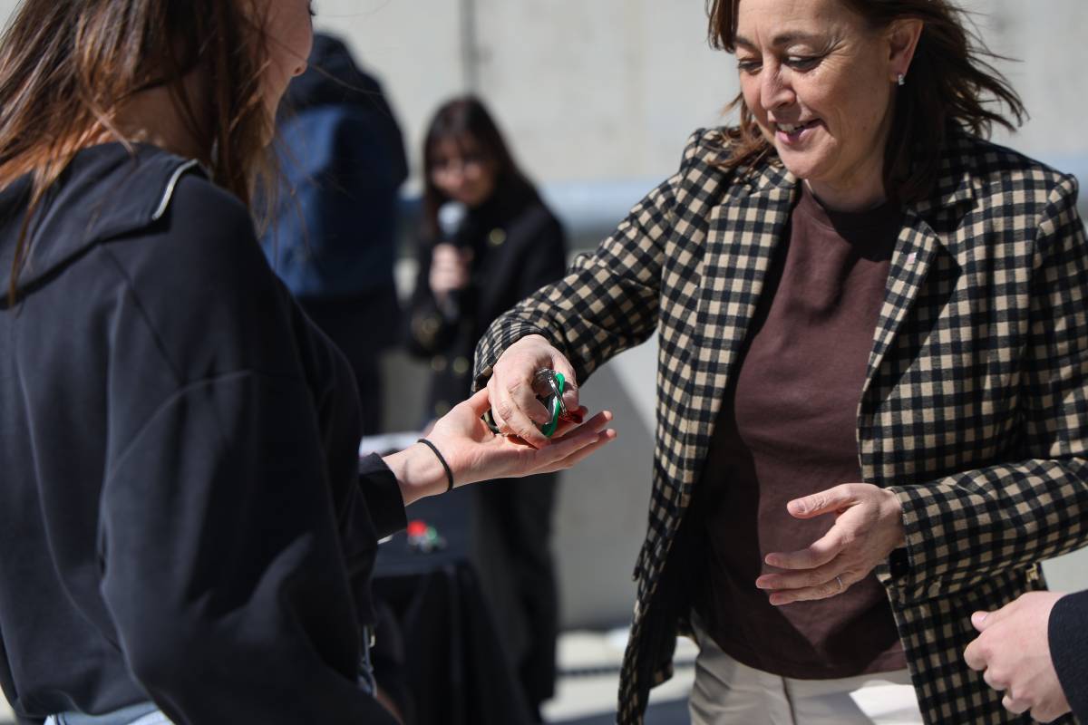 La consellera Paneque, durant el lliurament de claus dels habitatges de lloguer assequible - Víctor Castillo La consellera Paneque, durant el lliurament de claus dels habitatges de lloguer assequible