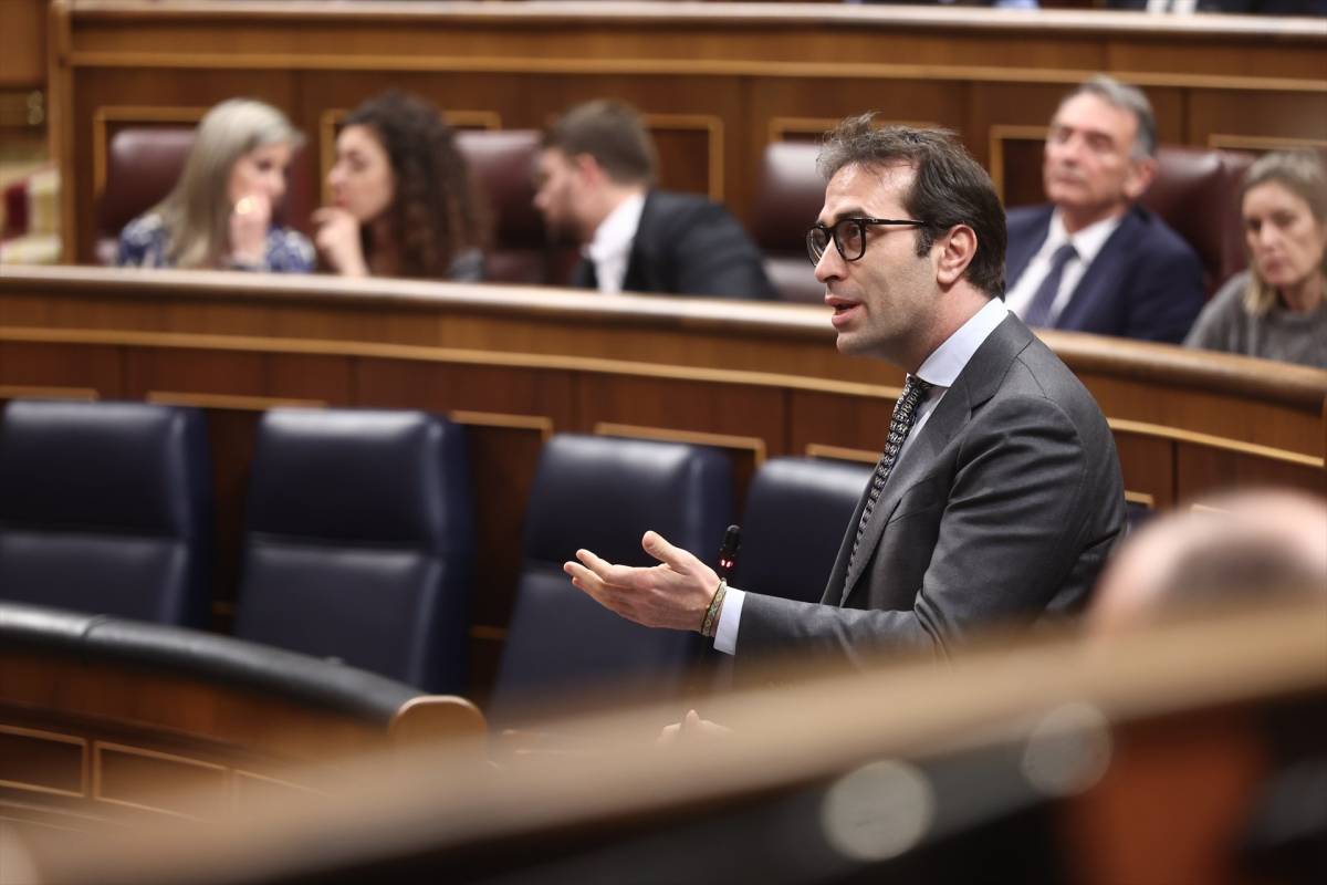 Carlos Cuerpo, el ministre en sabatilles que ara serà mà dreta de Sánchez