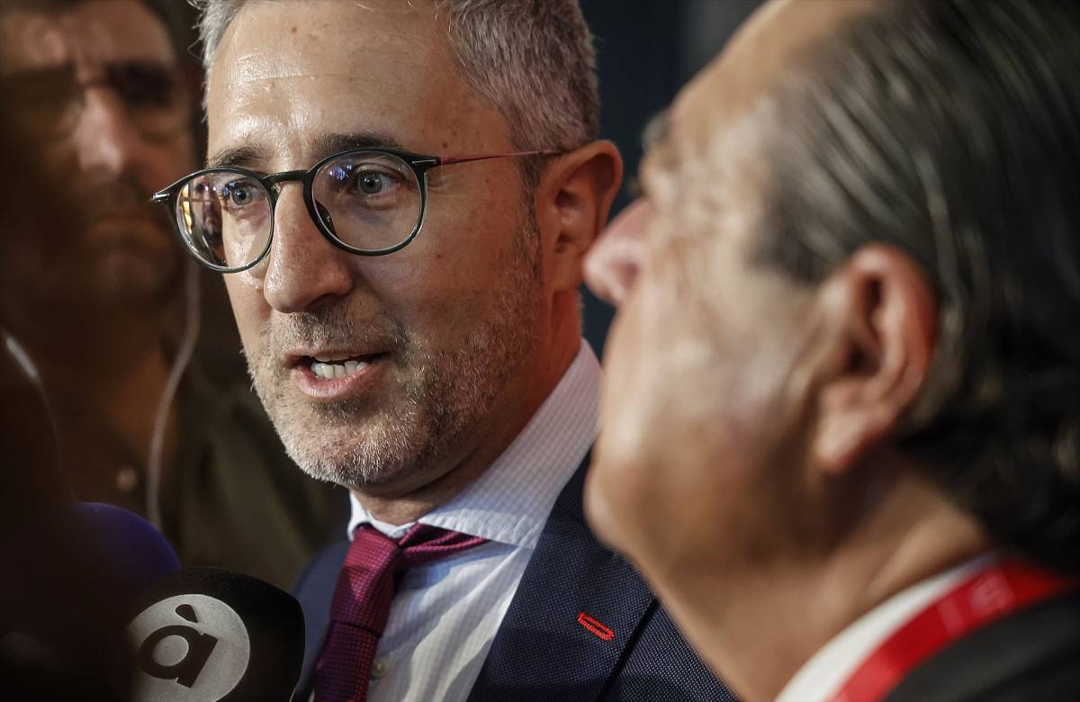 Arcadi España, un valencià dialogant per superar el mur de Montero