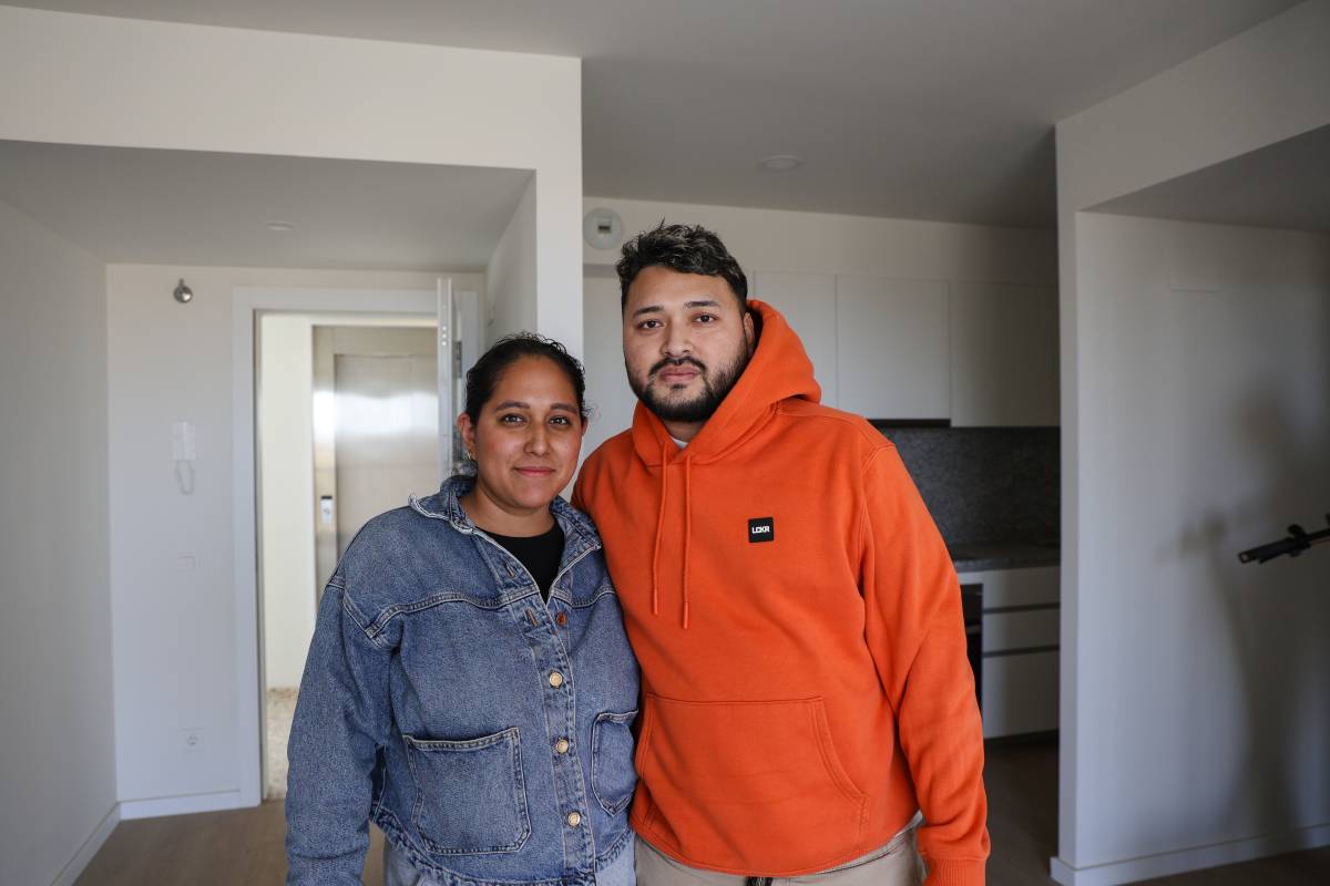 Veïns dels nous pisos de l'Incasòl a Can Llong: 