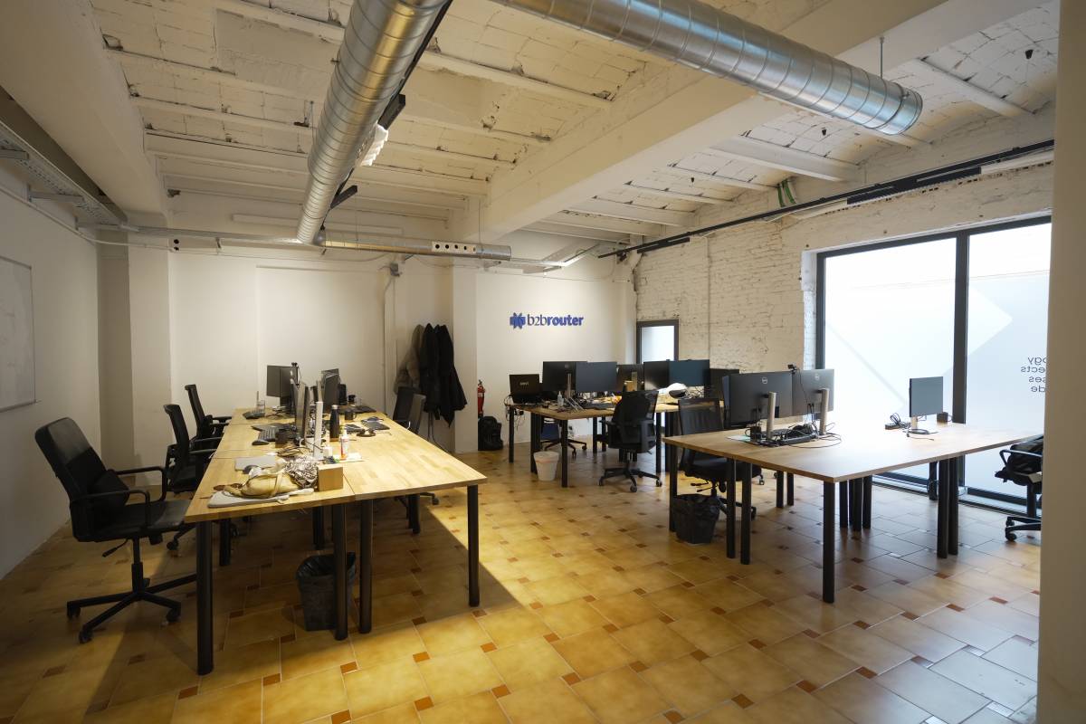 Les noves instal·lacions de B2Brouter - D. CHAO Les noves instal·lacions de B2Brouter