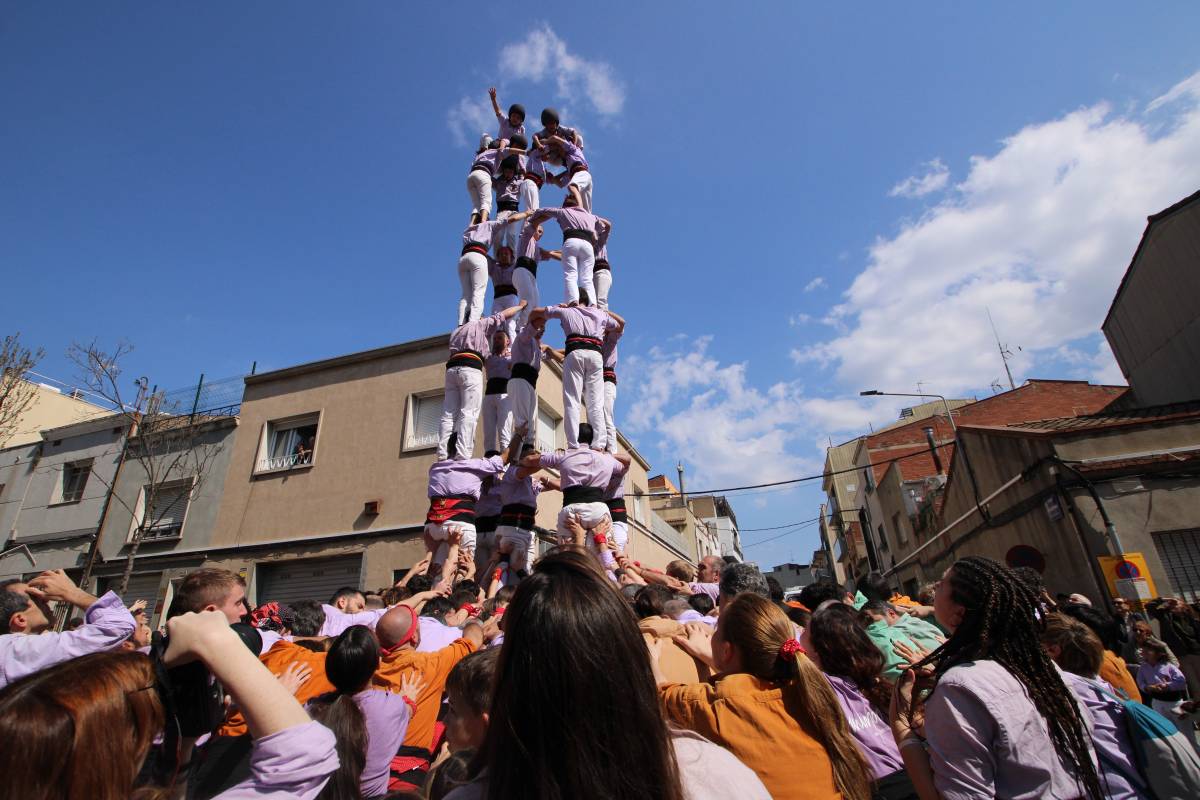 Minyons i Castellers de Terrassa busquen consolidar rodatge a Manresa i Sant Jaume dels Domenys