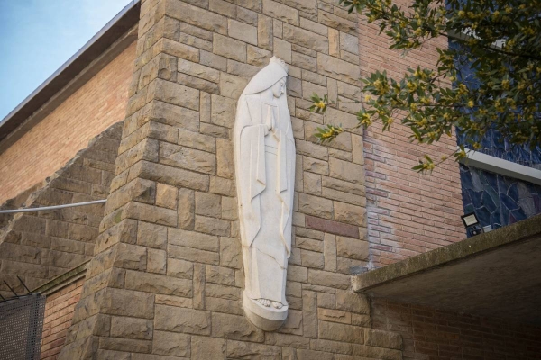 Saps on és... la santa que va retrobar la creu?