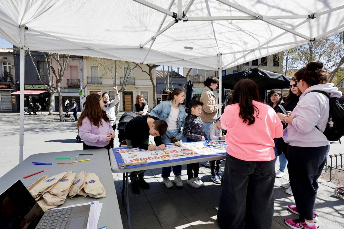 La Creu de Barberà celebra una jornada festiva per impulsar el comerç local