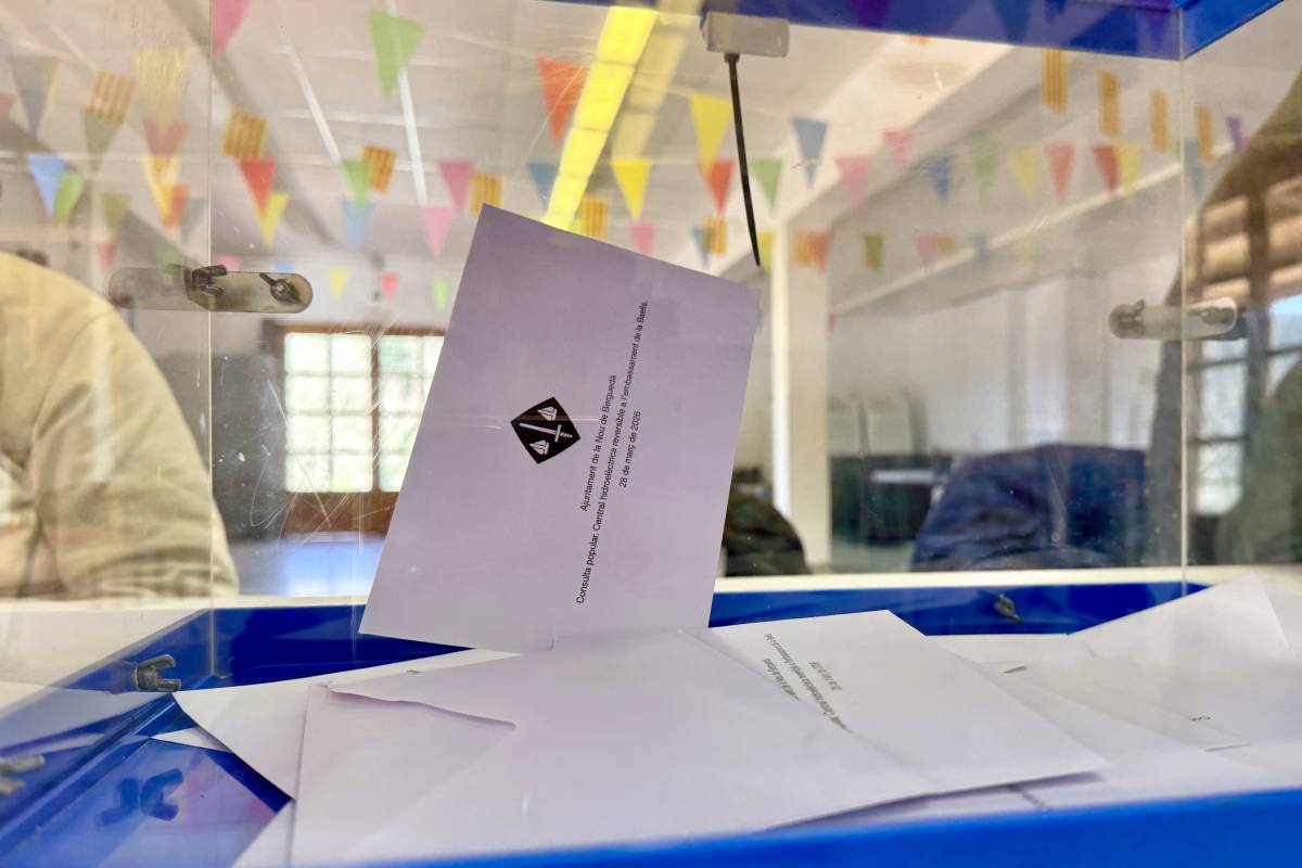 El «no» s'imposa a la consulta de la central de la Baells: i ara què?