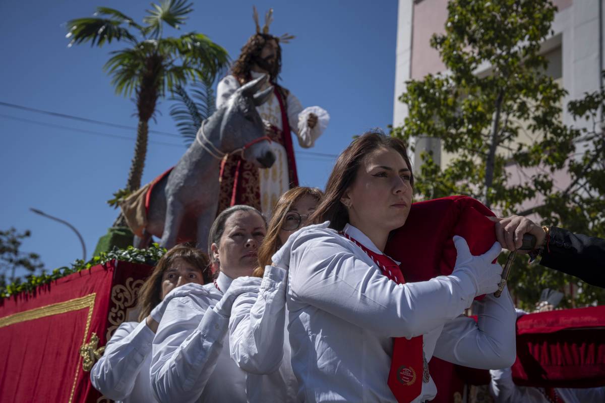 FOTOS | La Borriquita surt pel Diumenge de Rams