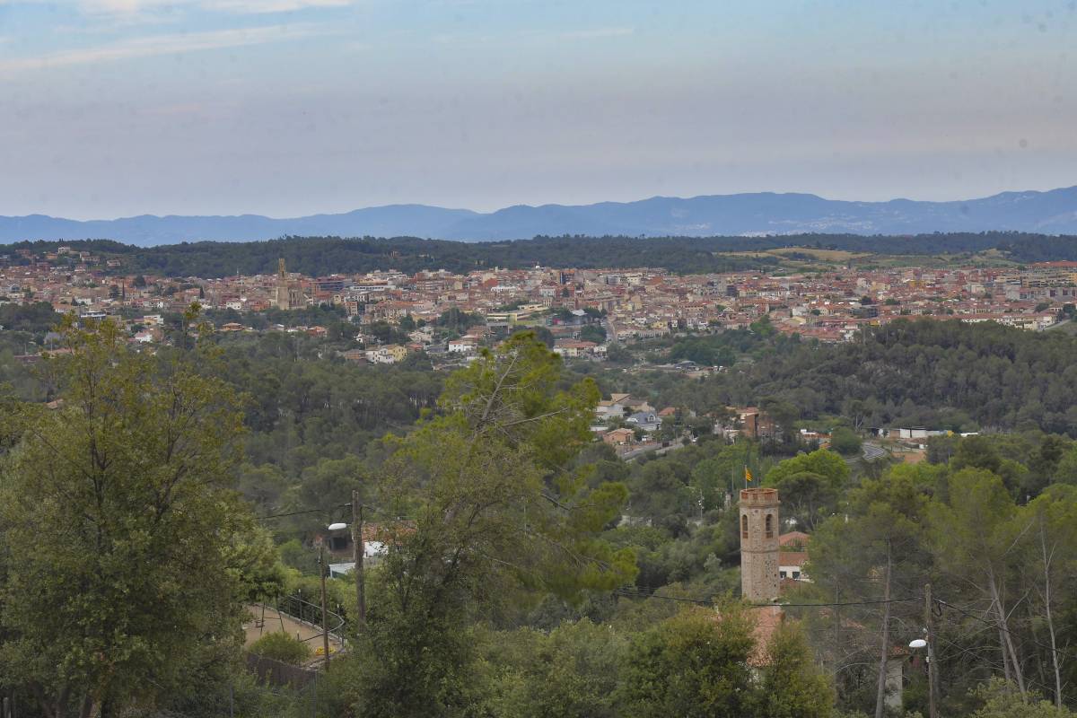 Vista panoràmica de Castellar des de Sant Feliu del Racó