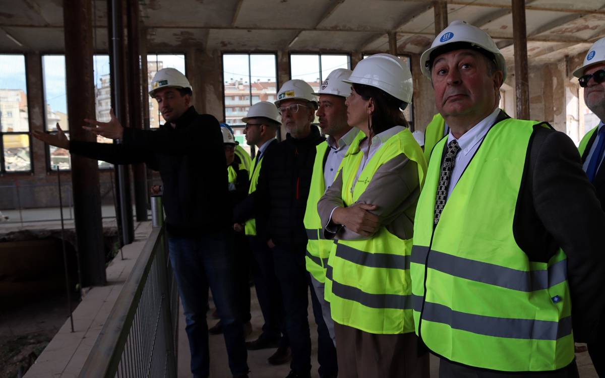 La primera fase d'obres de la Fàbrica Nova de Manresa acabarà a l'abril