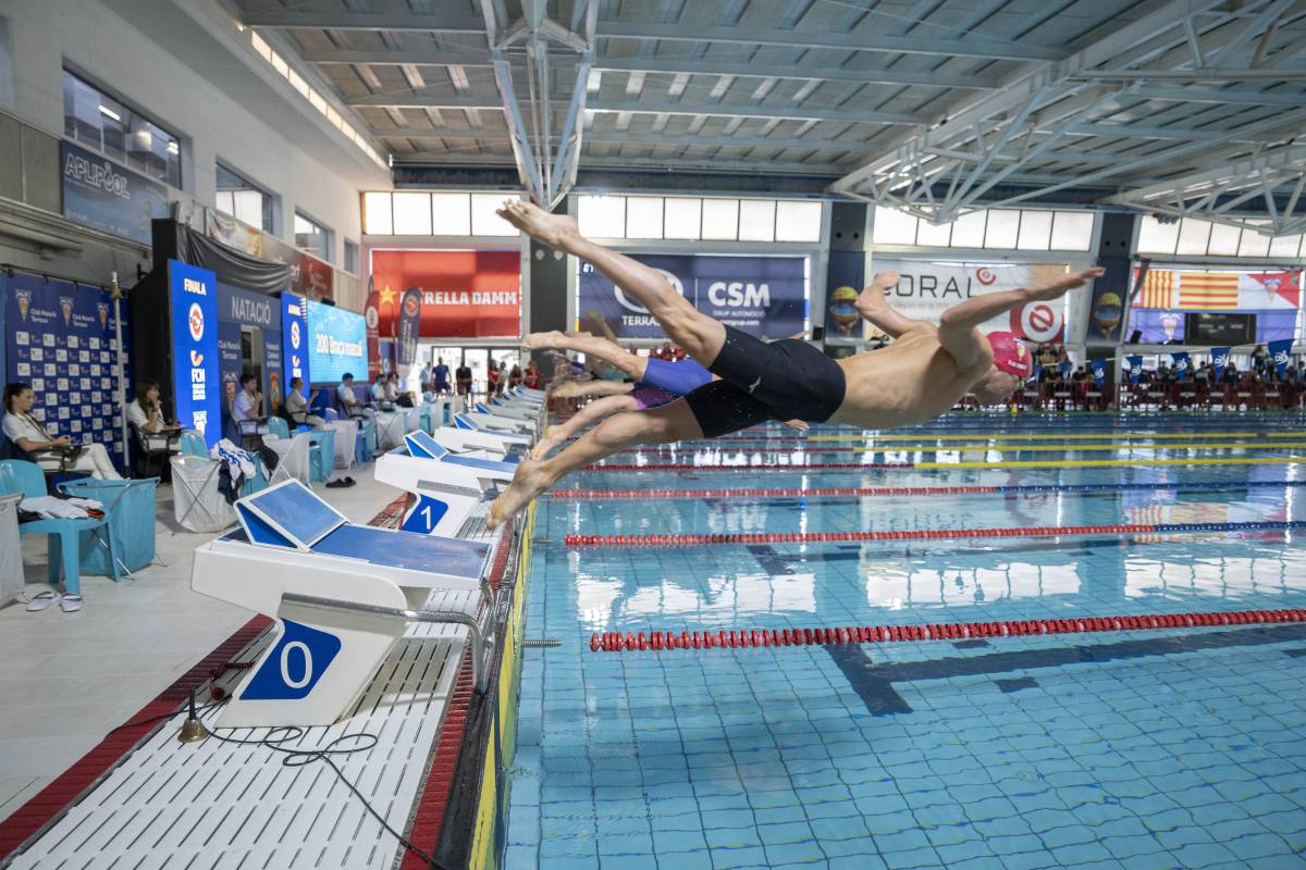 El CN Terrassa suma 15 medalles més i acaba amb 25