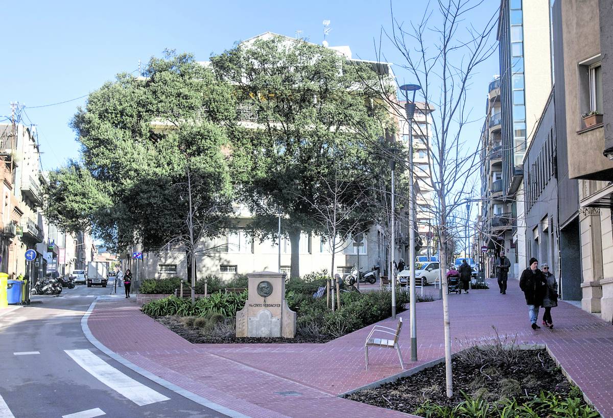 Plac?a Mosse?n Cinto Verdaguer