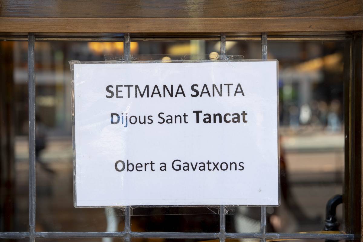 Què obre durant la Setmana Santa?