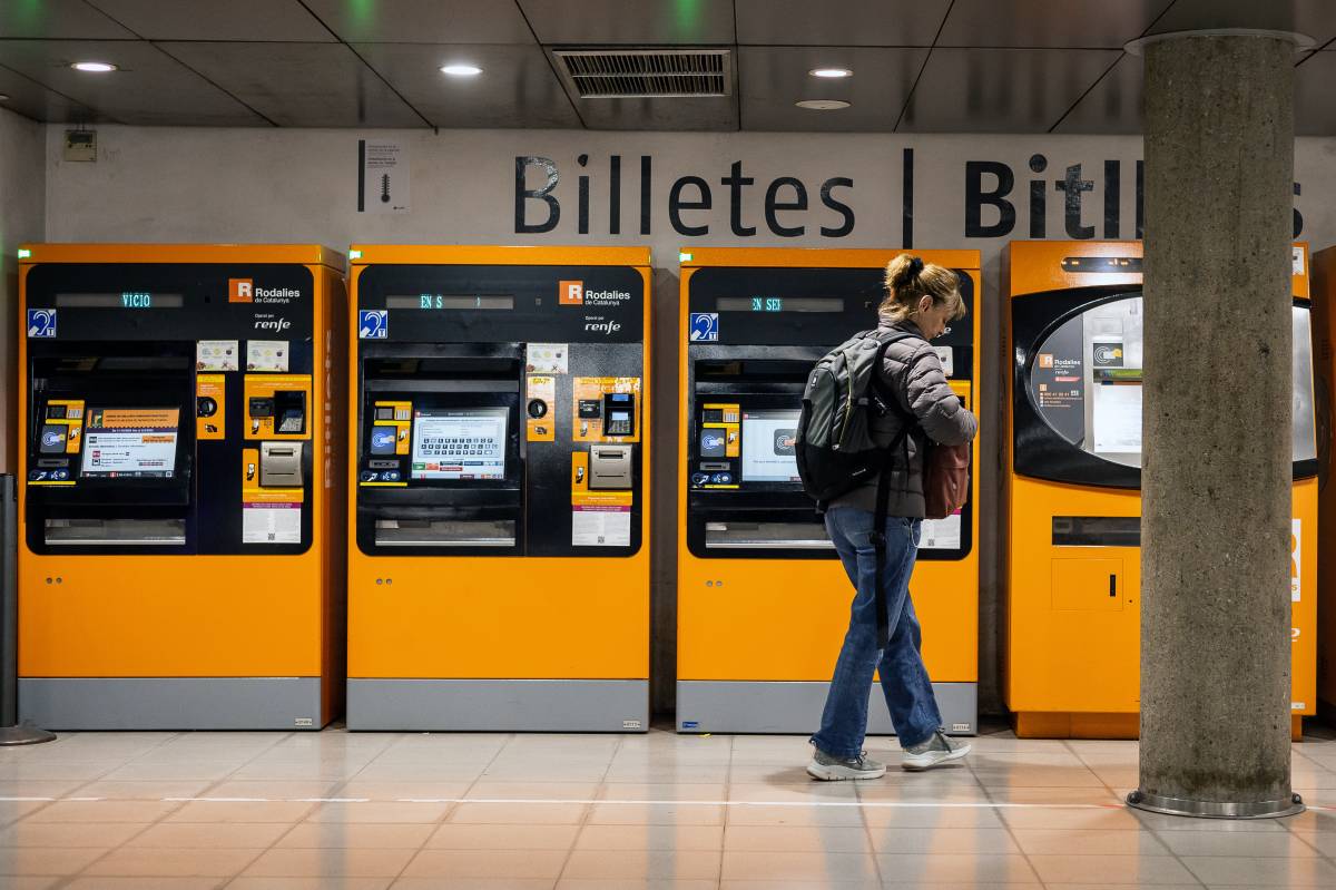 Renfe denuncia un robatori de dades d’usuaris a través de servidors d’Adif