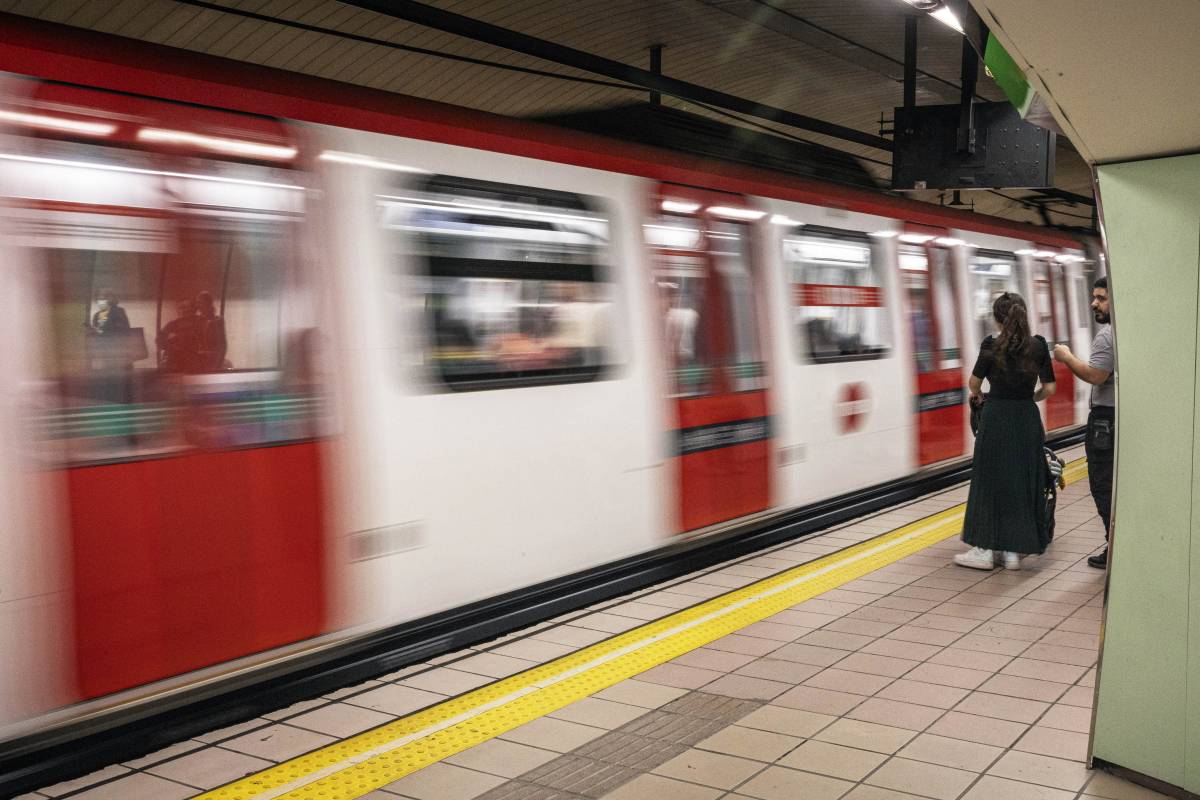 Detenen un home per exhibicionisme al metro durant tres anys