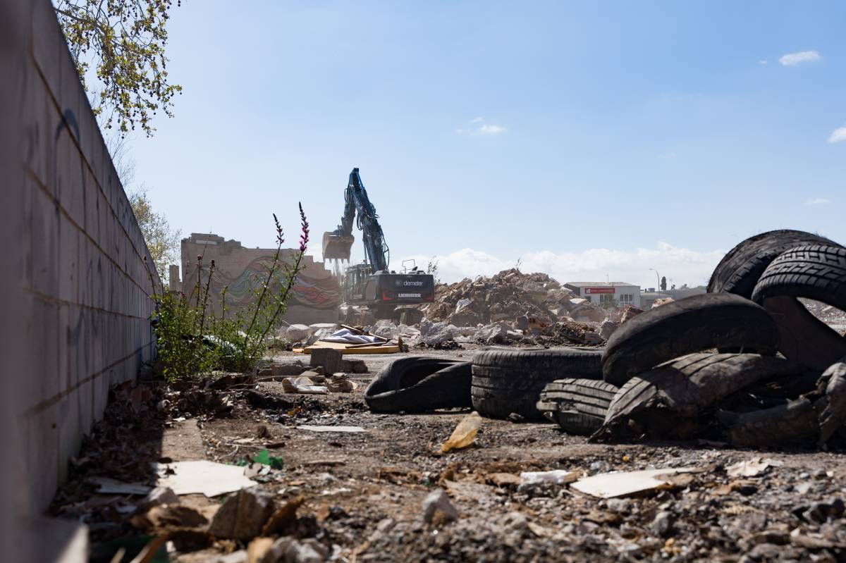 Inici d`obres del nou tanatori de Torra a Gràcia