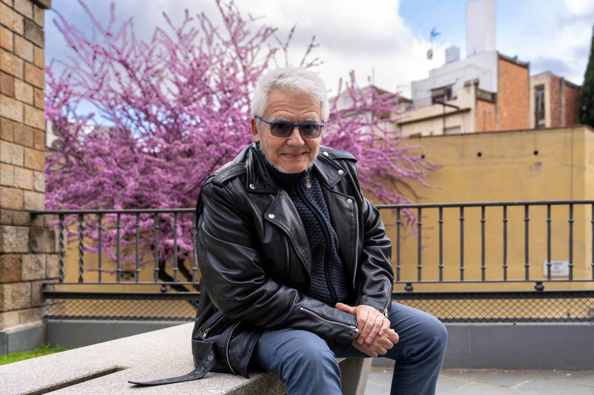 Màrius Serra, fotografiat al barri d'Horta - Ricard Novella