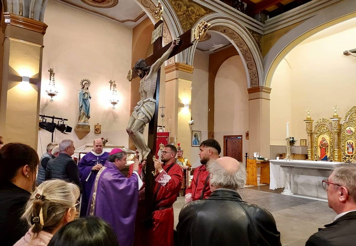 El retorn de la llum al Sant Crist de la Sang