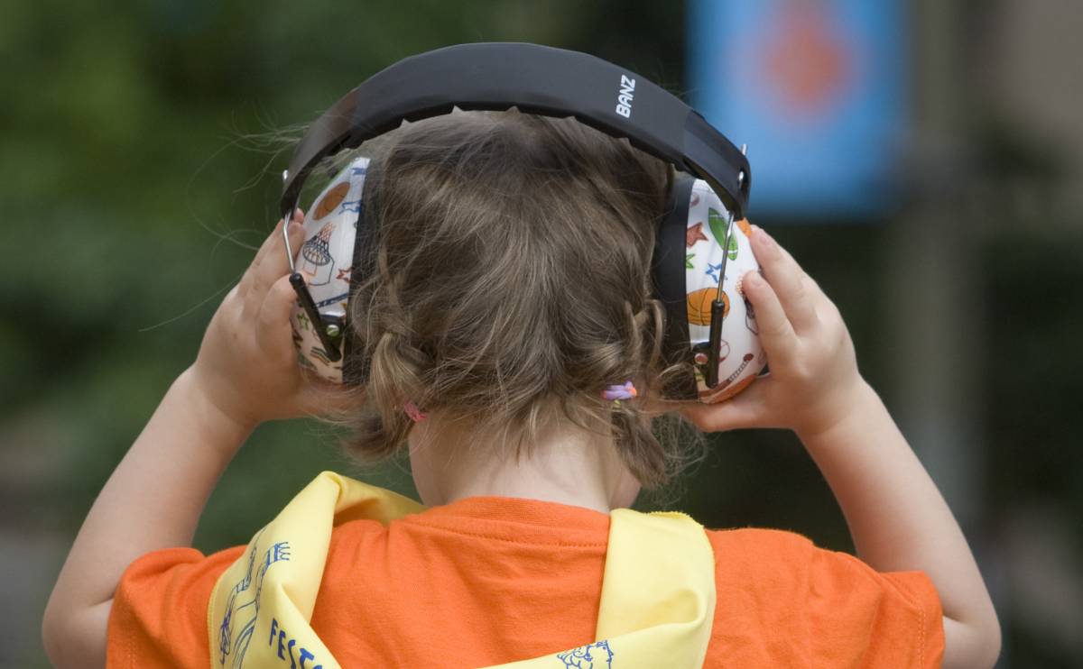 L'Ajuntament oferirà en préstec dotze auriculars per a l'accessibilitat sensorial