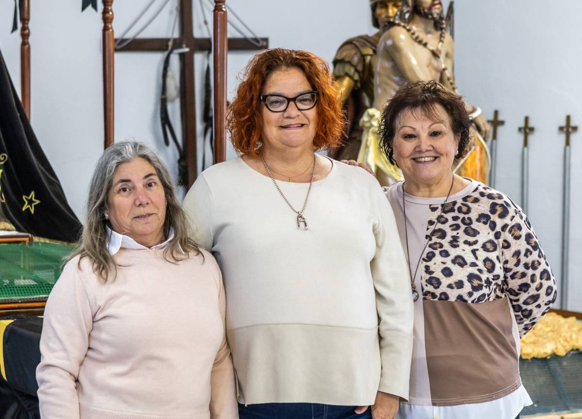 Presidentes de diferents confraries de la Setmana Santa de Can Puiggener - JUANMA PELÁEZ