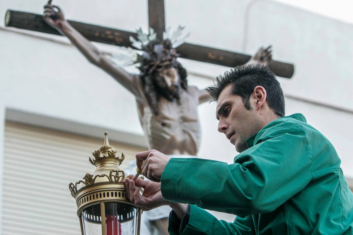 FOTOS | Un viatge a la història de la Setmana Santa de Can Puiggener a través d'imatges inèdites