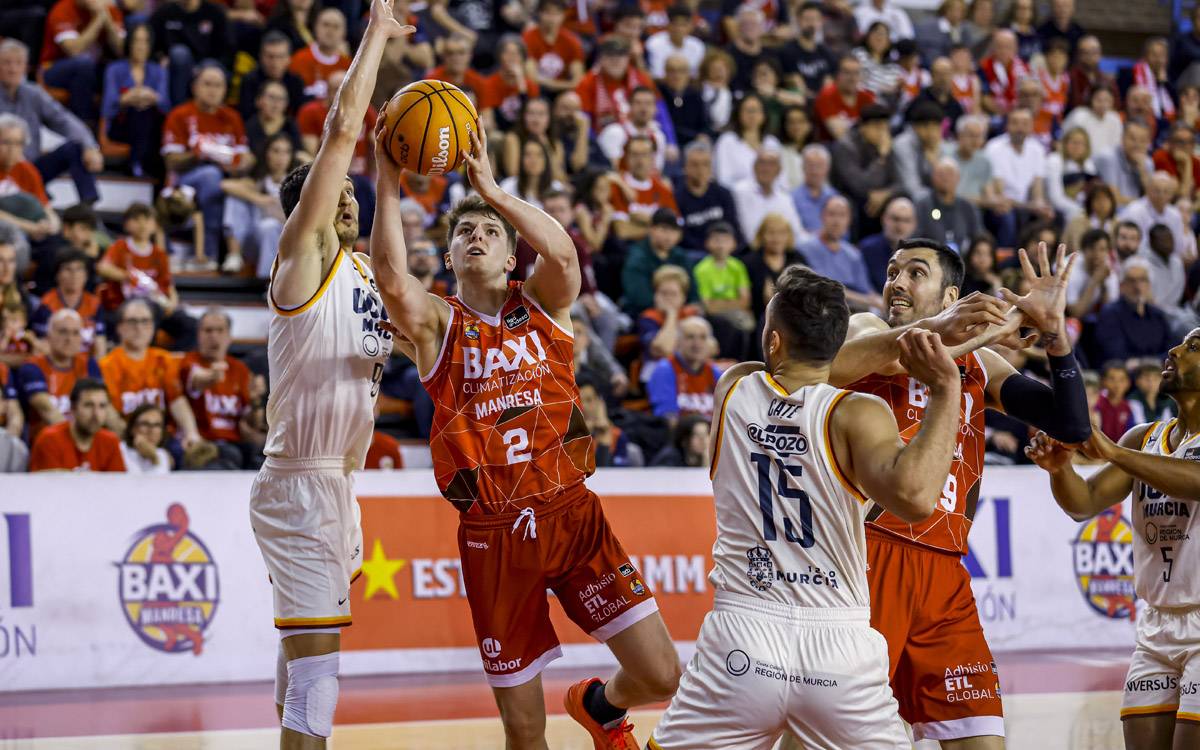 Hugo Benítez no jugarà més amb el Baxi Manresa aquesta temporada