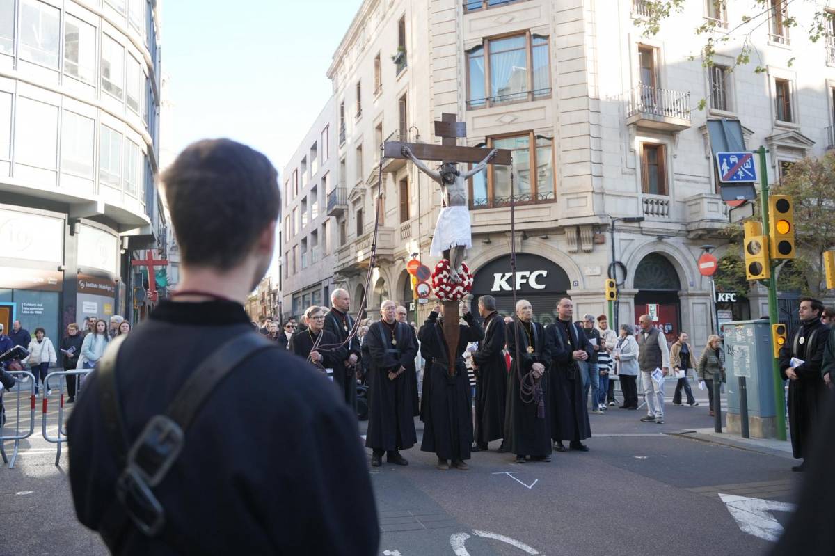 Viacrucis de Setmana Santa a Sabadell