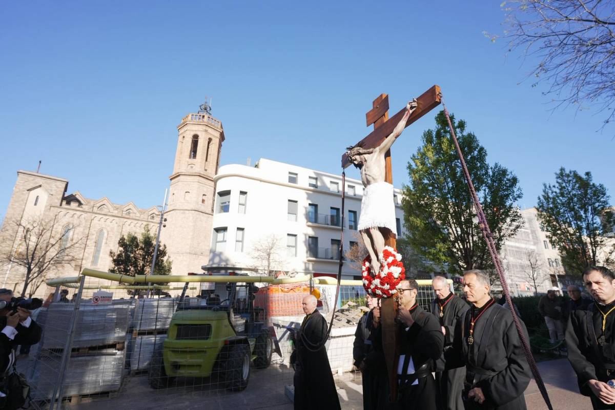 Viacrucis de Setmana Santa a Sabadell