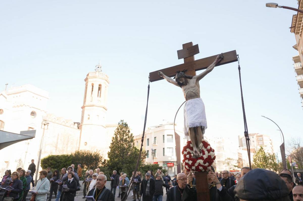 Viacrucis de Setmana Santa a Sabadell