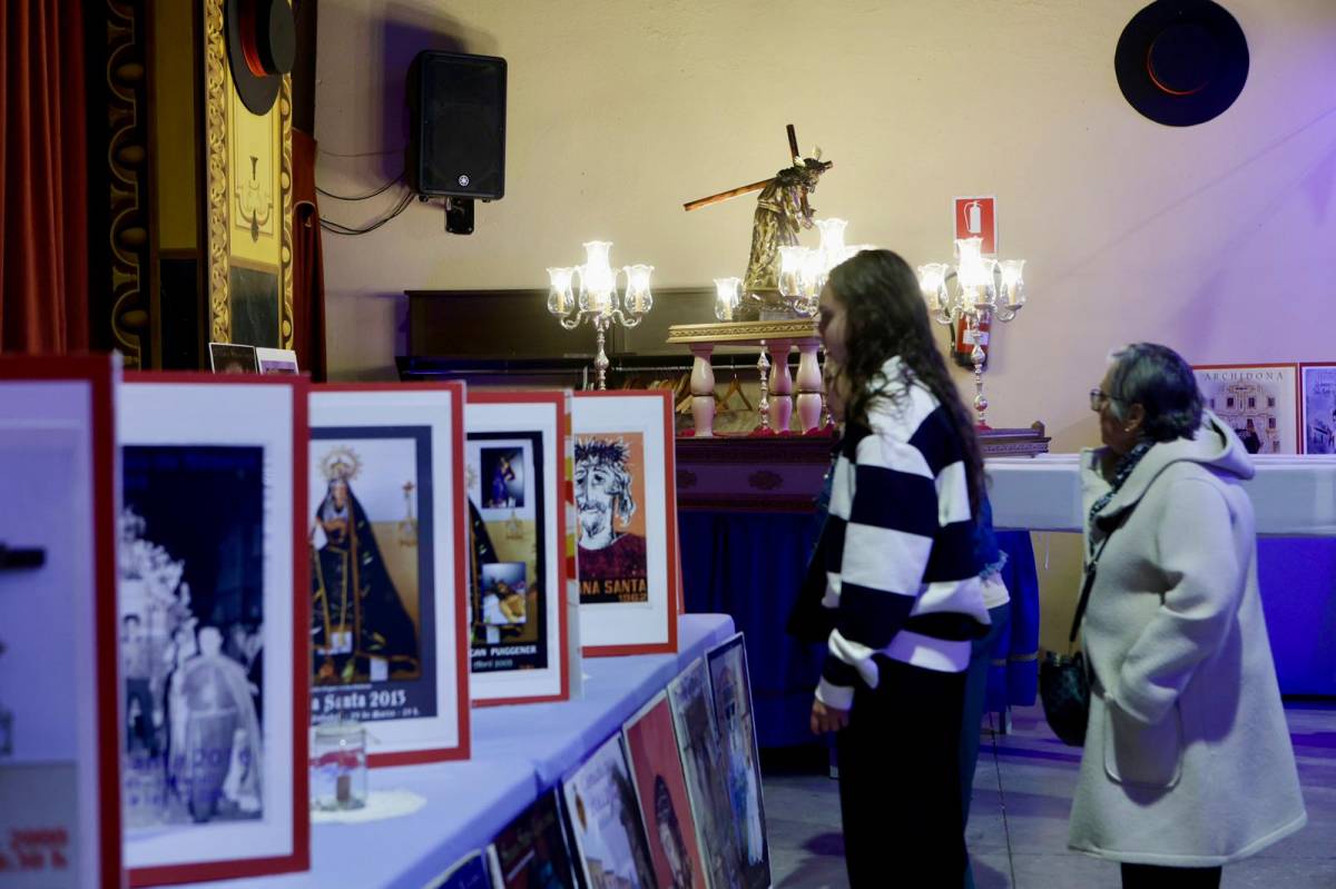 Exposició de cartells de Setmana Santa - Juanma Peláez Exposició de cartells de Setmana Santa
