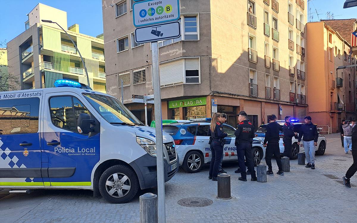 Una discussió per l'incendi del febrer passat al carrer de Santa Llúcia acaba amb una detenció