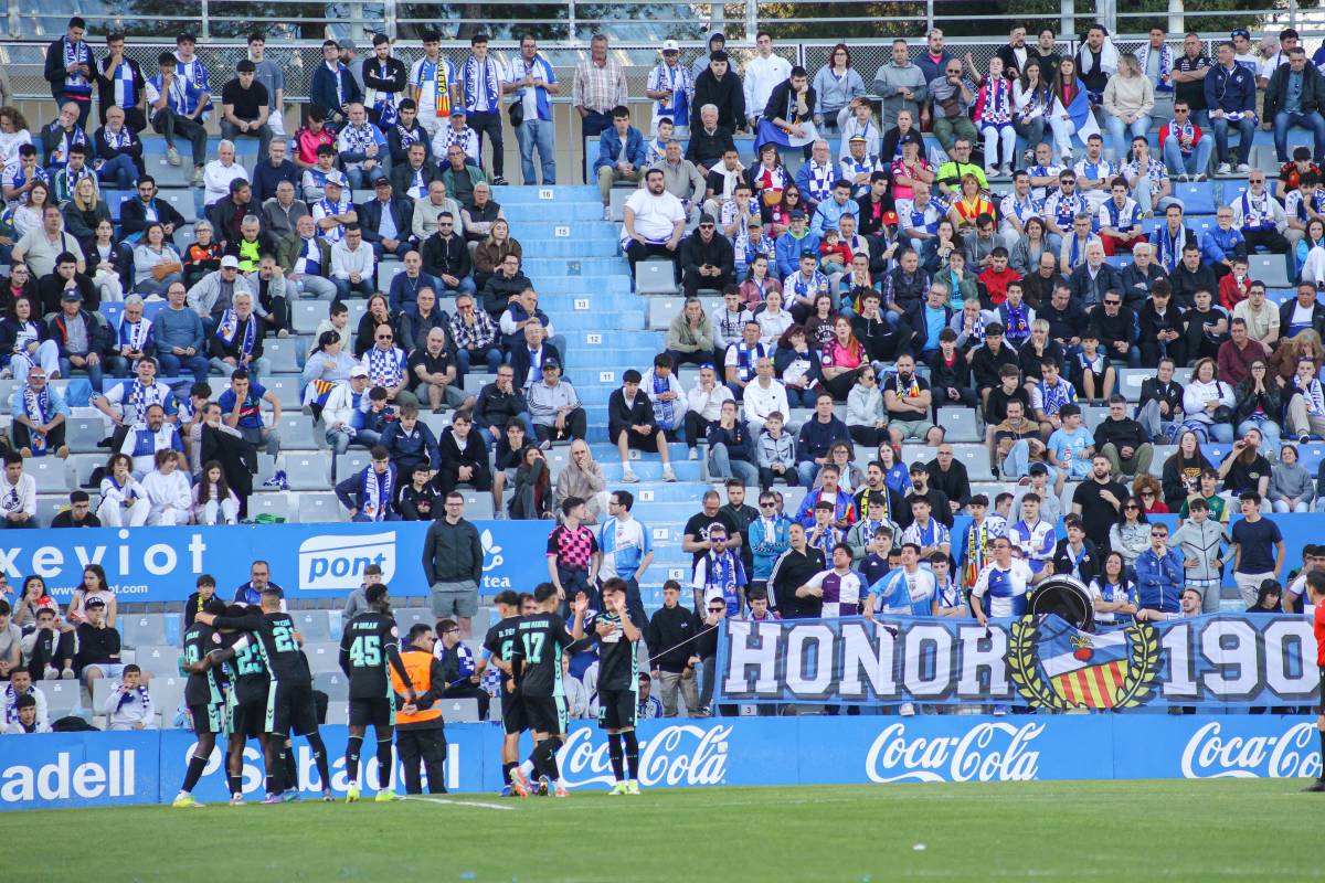 El CE Sabadell cau clarament contra el Betis Deportivo i perd el lideratge tretze jornades després
