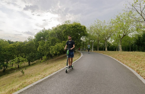 Prova pilot a Sant Cugat per controlar  els patinets