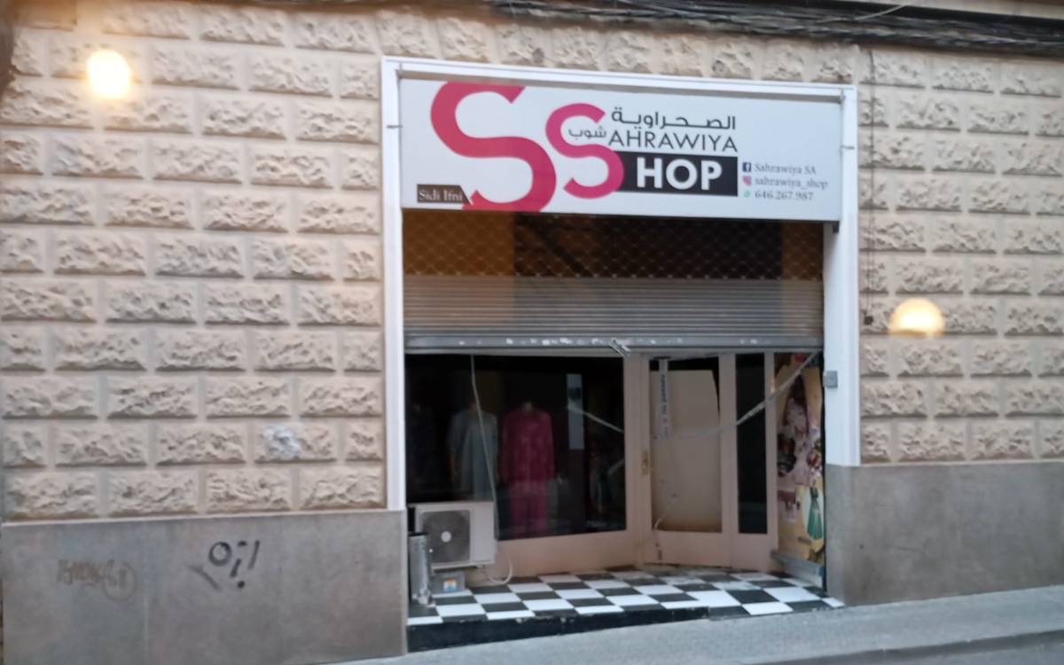 Enxampat un lladre amagat darrere el mostrador d'una botiga de Manresa