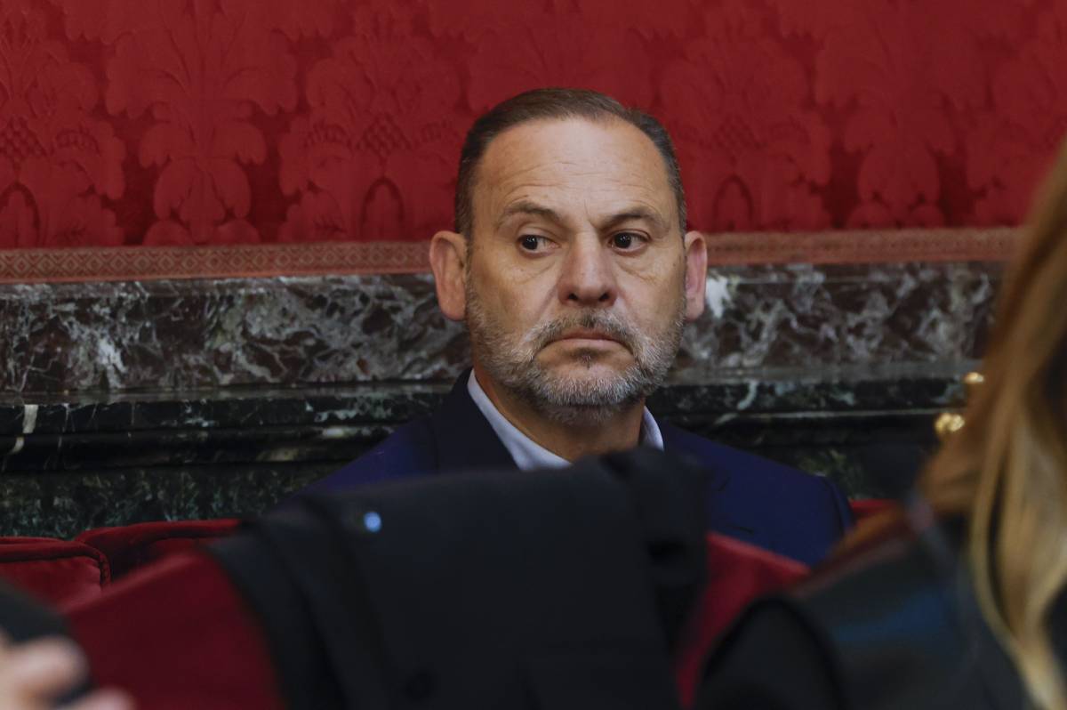 El fill d'Ábalos nega «custodiar» els diners del seu pare i desmenteix haver parlat «en clau» amb Koldo García