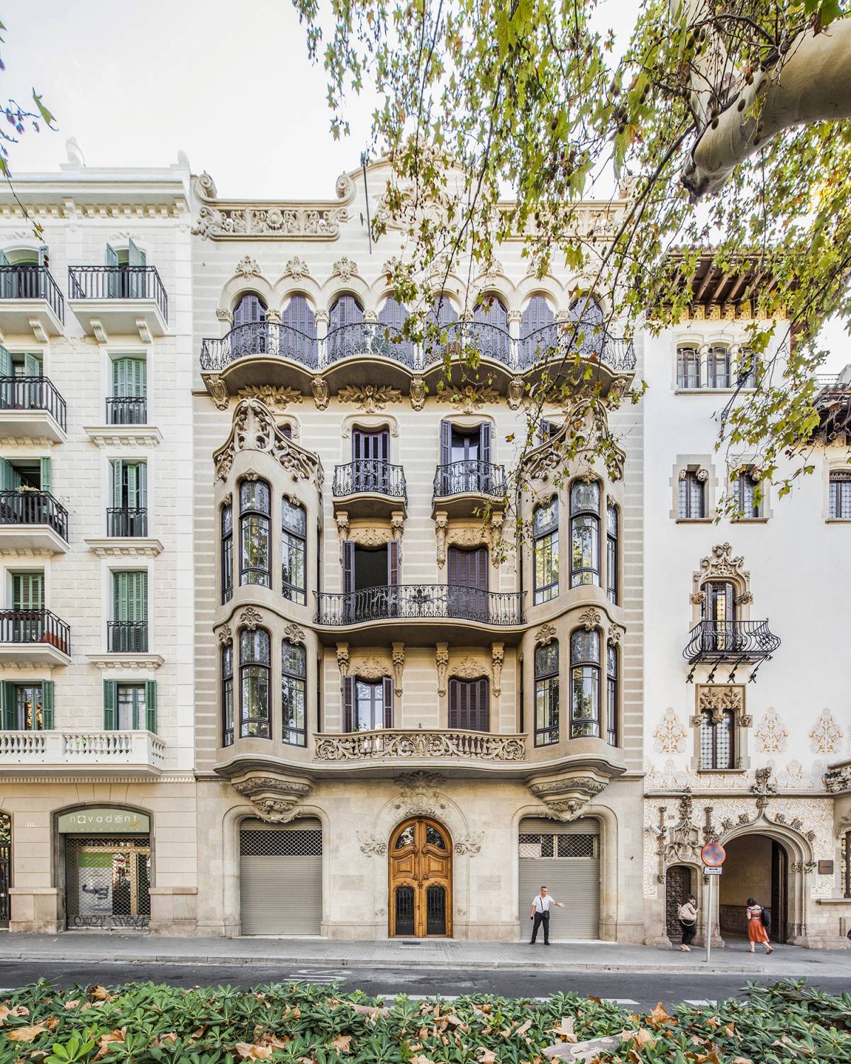 La casa Alesan, al passeig de Sant Joan, 110, de Barcelona