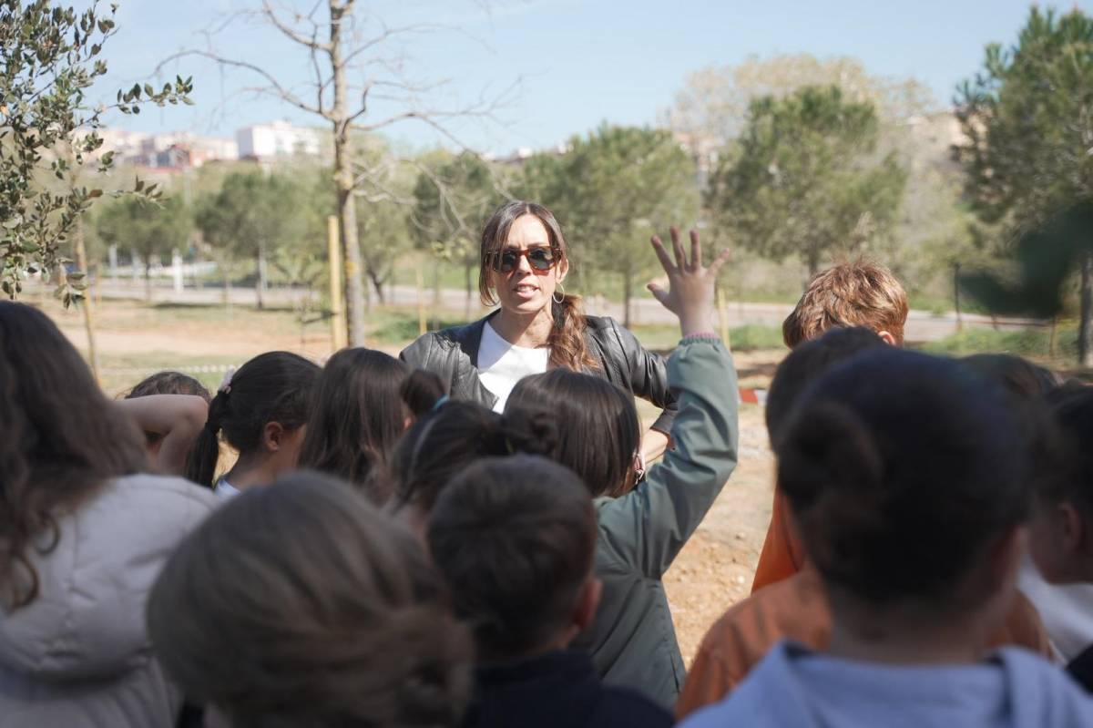 Plantació d'arbres al parc de la Romeua - David Chao