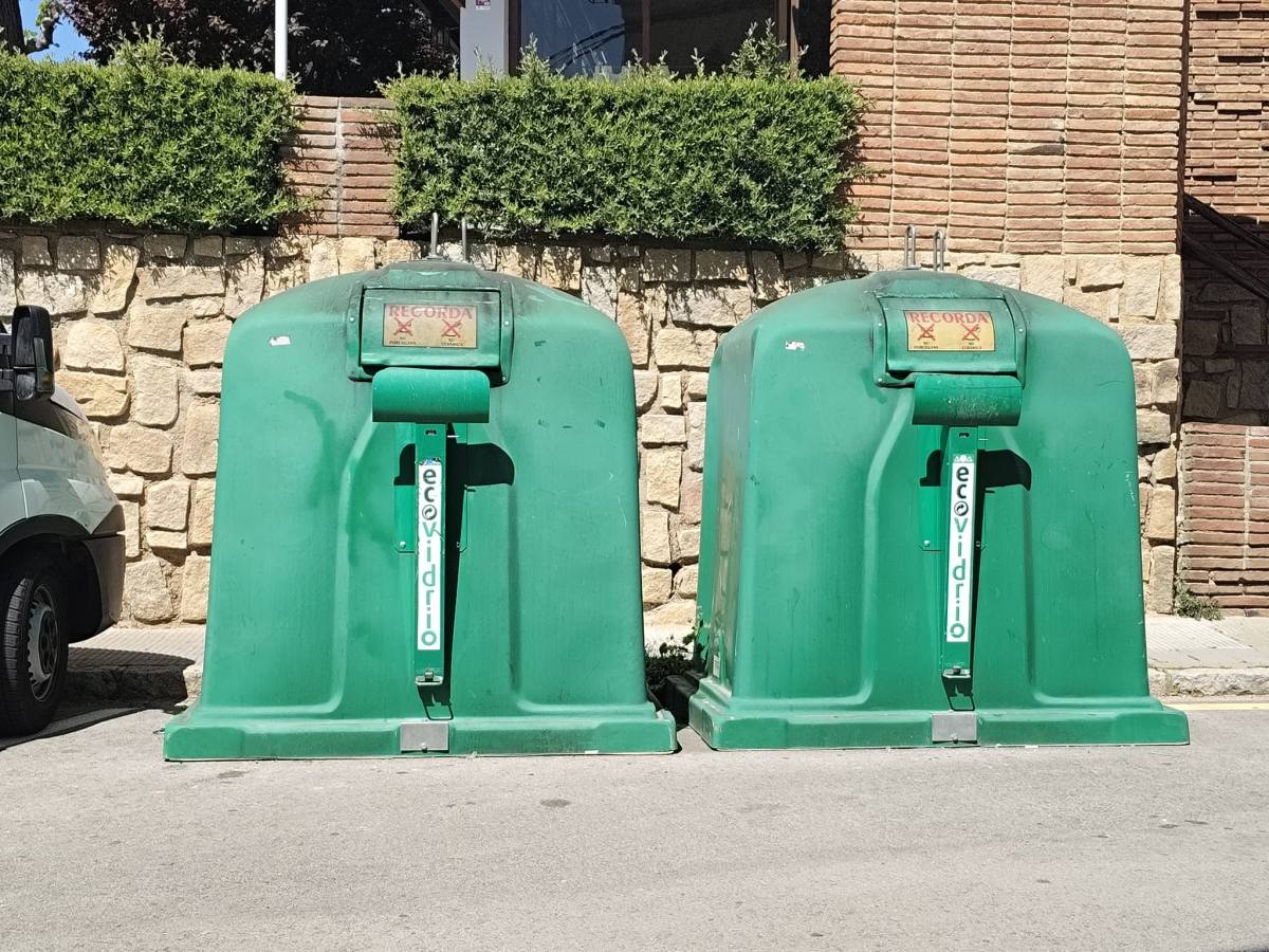 Breda s'acomiada dels contenidors del vidre: canvis al porta a porta aquest maig
