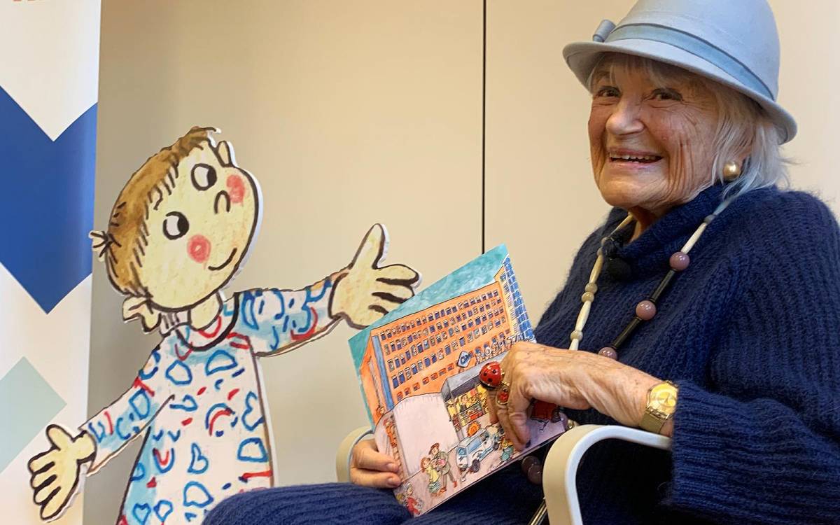 Pilarin Bayés il·lustra un conte per l’Hospital de Vic per ajudar els infants a preparar-se per una operació