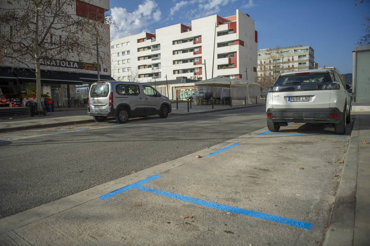 L'Ajuntament defensa la zona blava de Can Roca: 45% d'ocupació i més comerç