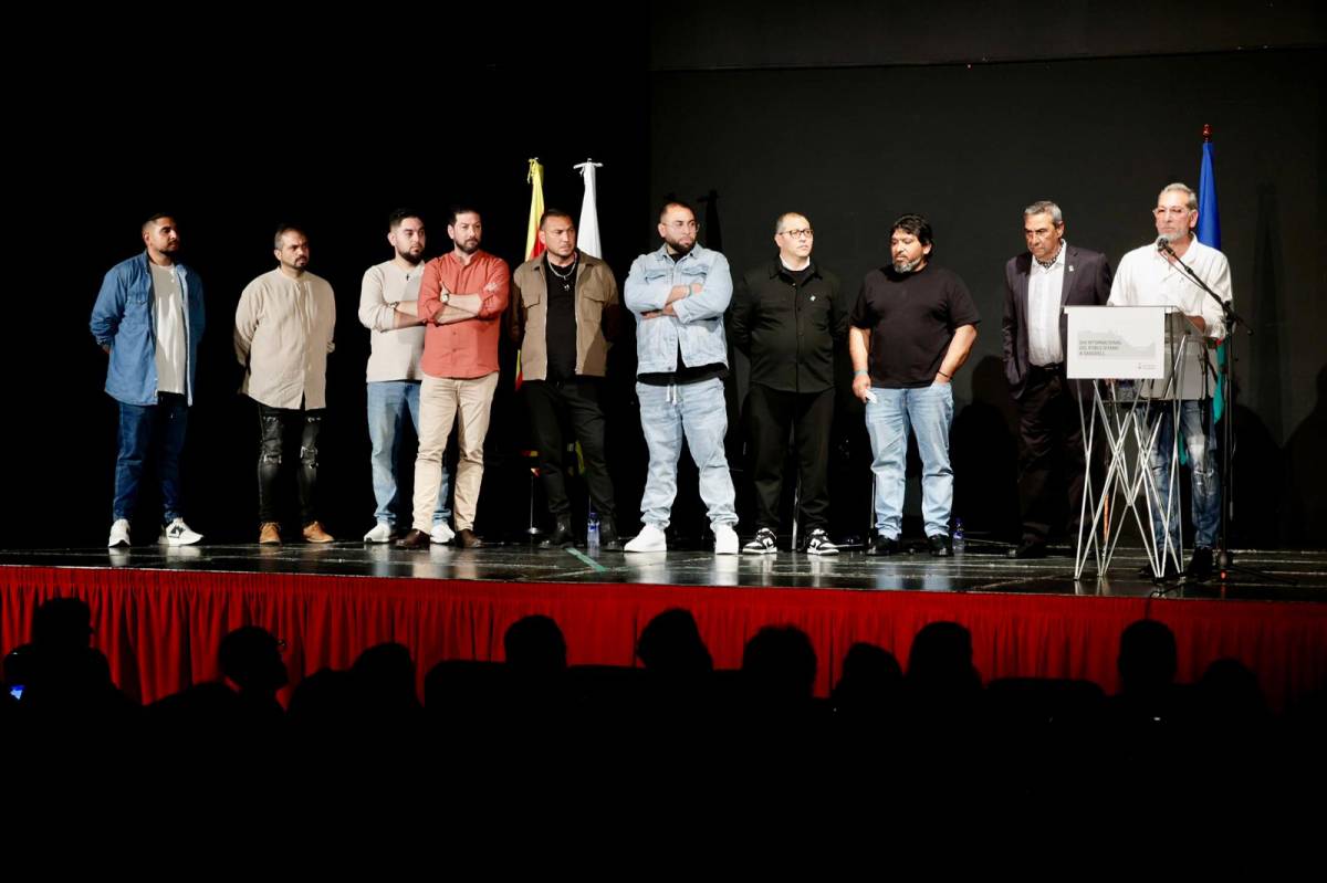 Membres de la nova junta de l`Associació Gitana de Sabadell