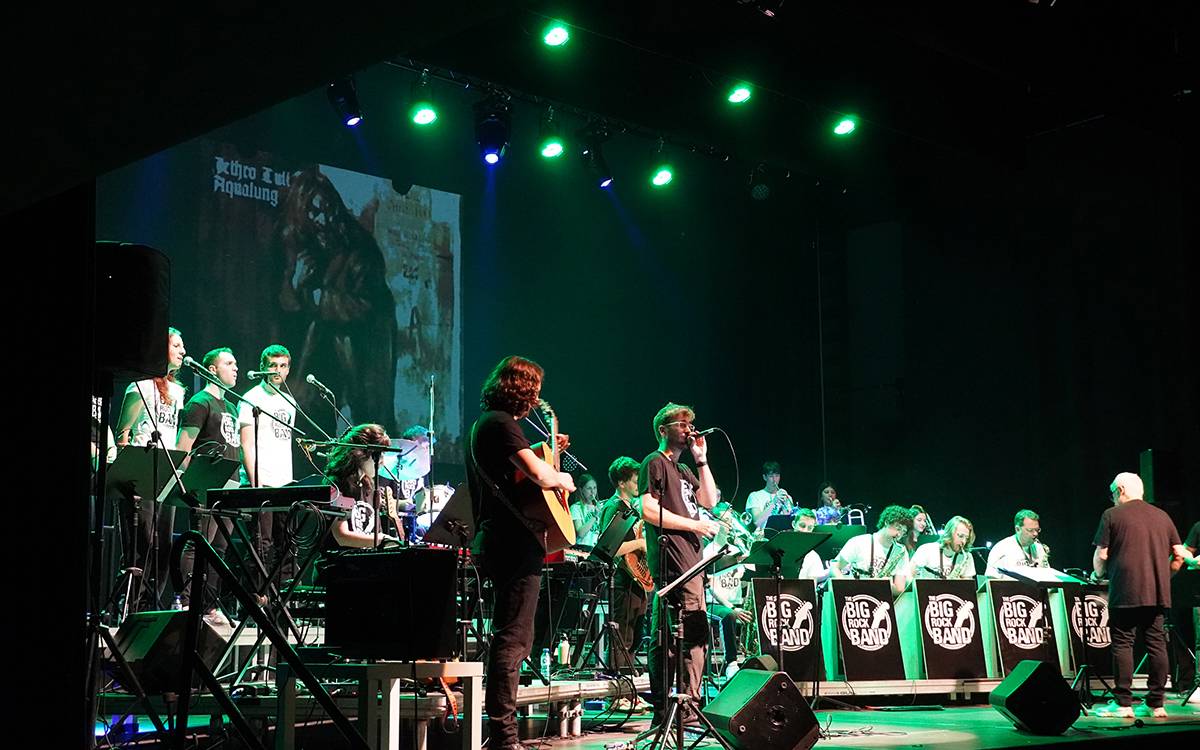 The Small Miller Band portarà els grans clàssics del rock al Kursaal aquest dissabte