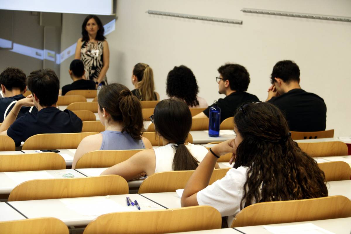 Més de 5.000 estudiants s'examinen dissabte per accedir als graus en Educació Infantil i Primària