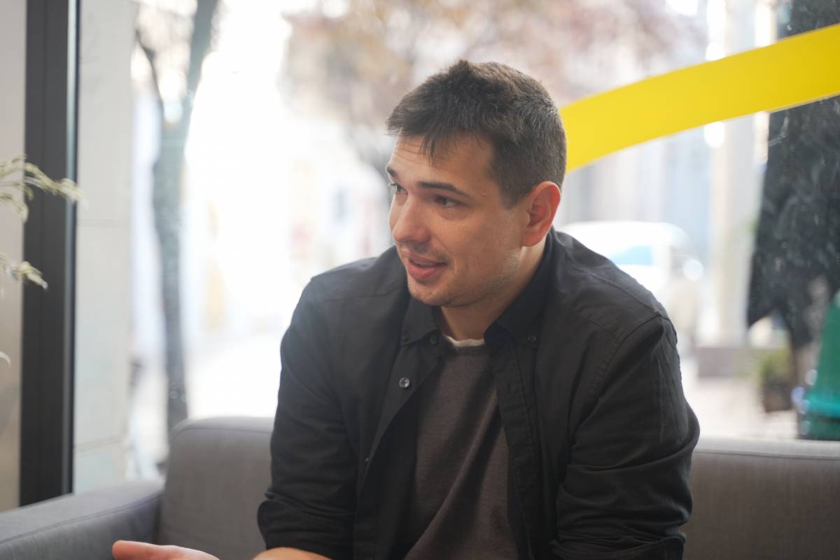 De les classes de secundària a les llibreries amb la seva primera novel·la: 