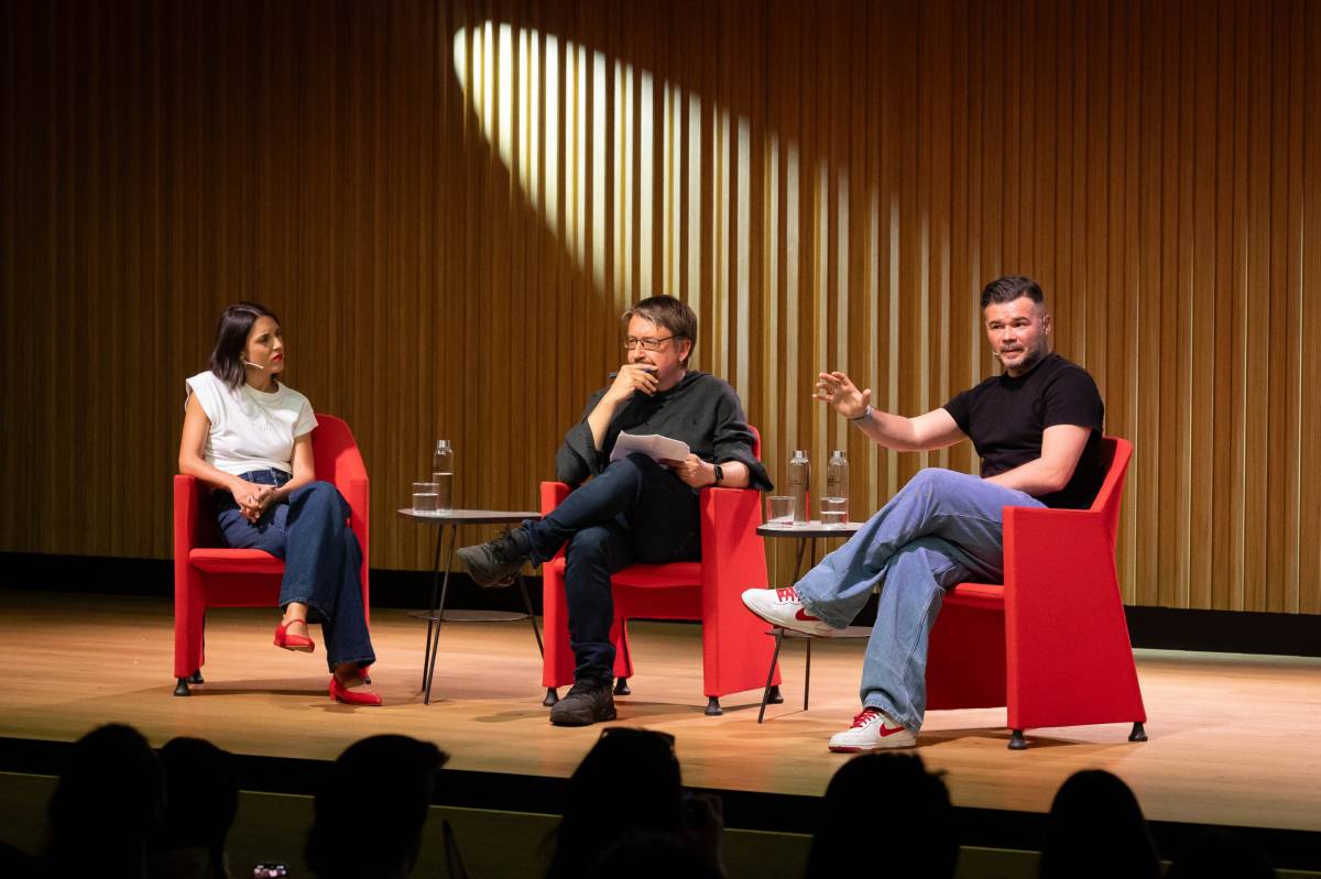 Rufián es mostra «orgullós» d'ERC però demana fer compatible independentisme i front antifeixista