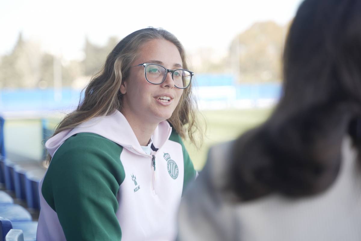 La futbolista, durant l`entrevista amb el D.S