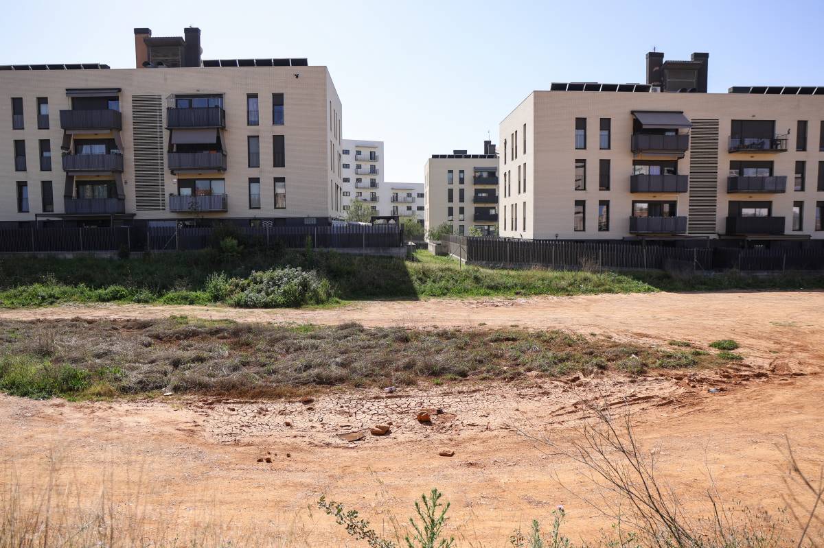 Un dels terrenys on es construirà habitatge a Can Llong