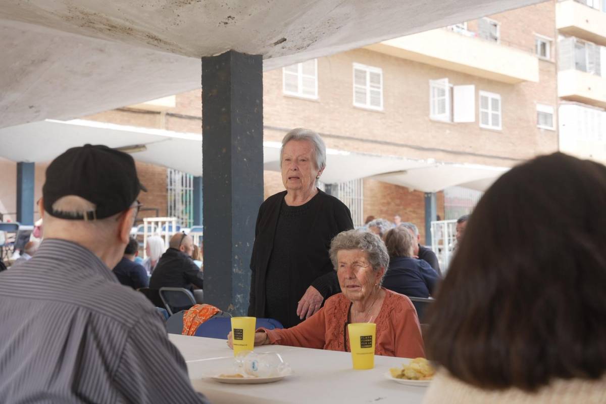 Gran èxit a la botifarrada popular de Can Feu - DAVID CHAO