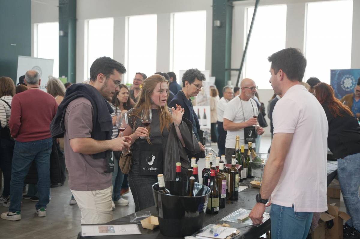 Gairebé 2.000 persones omplen la 10a edició de la Fira Vinalium a Sabadell